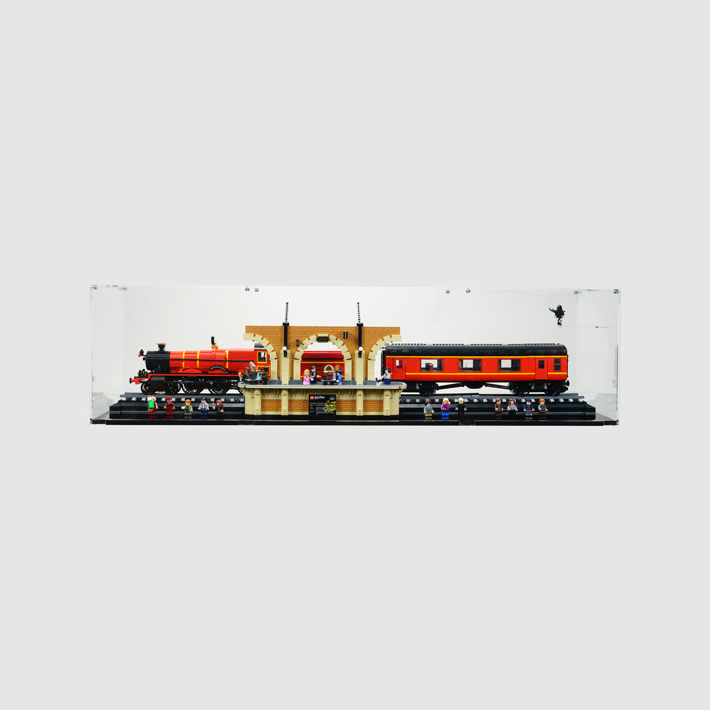 LEGO 76405 Hogwarts Express™ – Collectors' Edition Display Case | ONBRICK