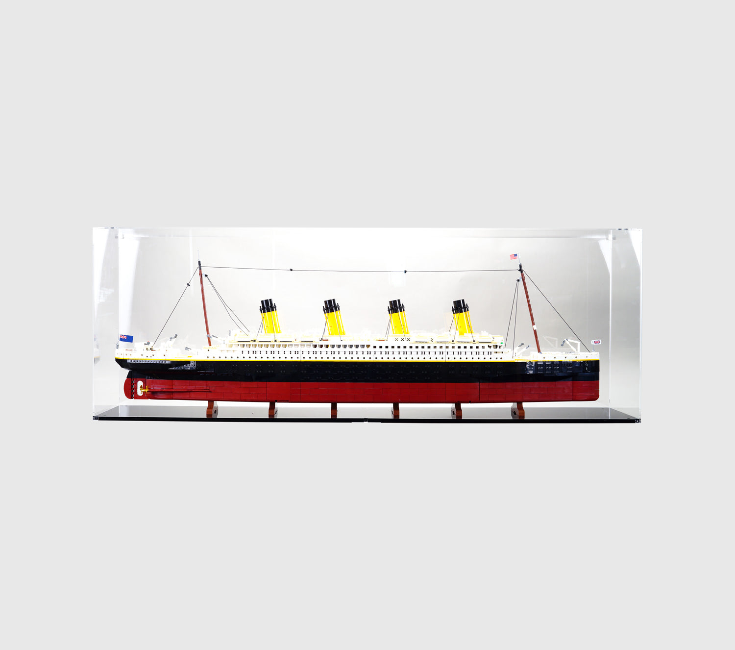 LEGO 10294 Titanic Display Case | ONBRICK