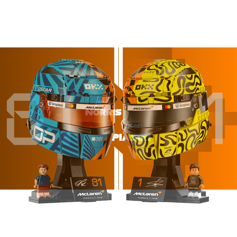 43017 Oscar Piastri 43023 Lando Norris Helmets Display Case