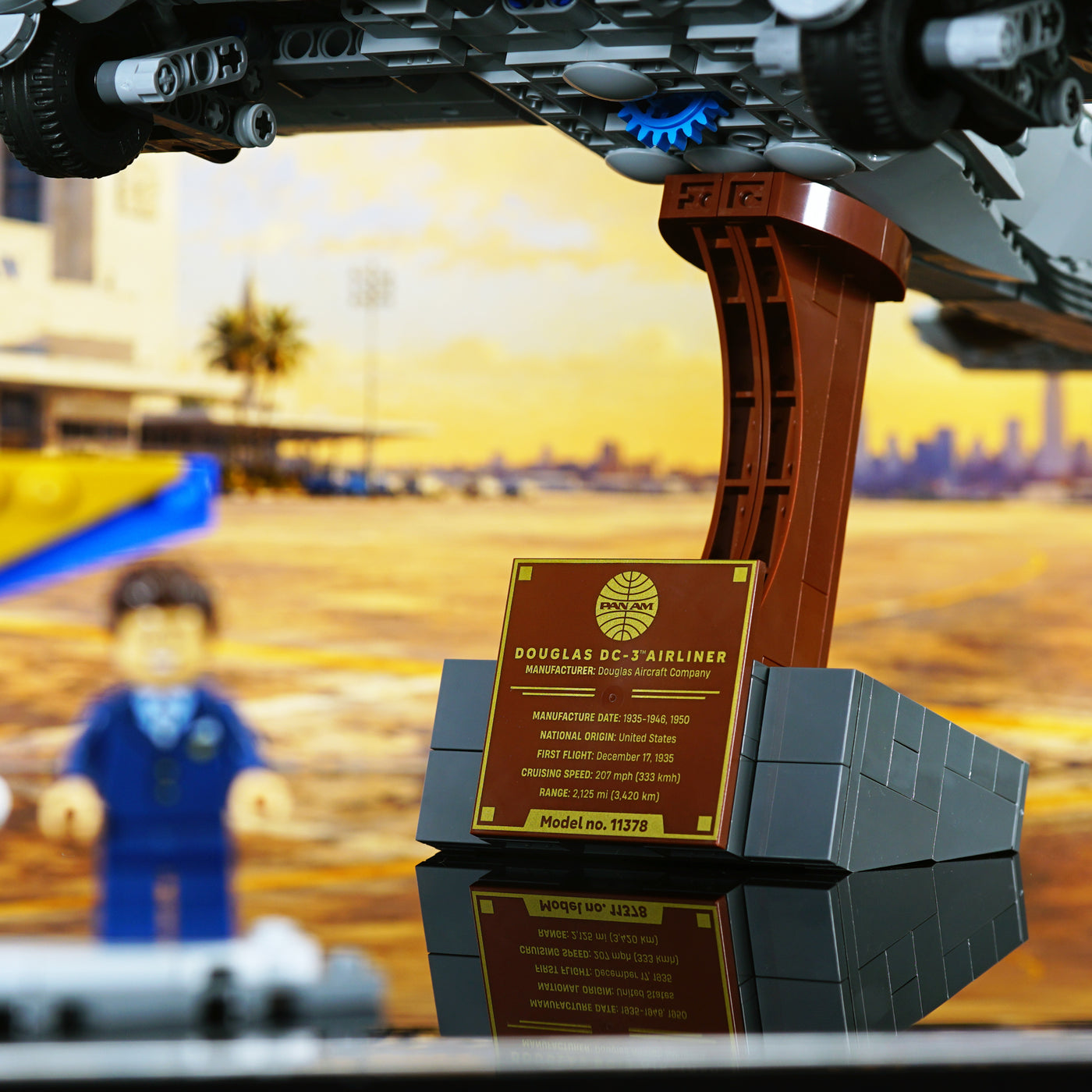 11378 Douglas™ DC-3™ PAN AM® Airliner Display Case