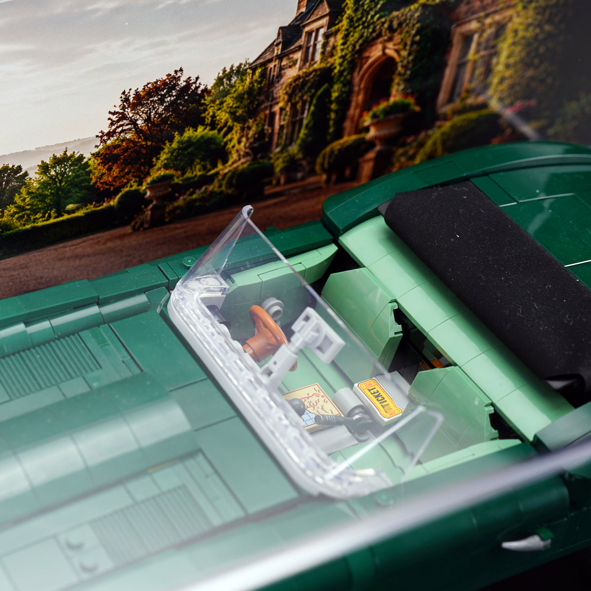 11381 Jaguar E-Type Display Case