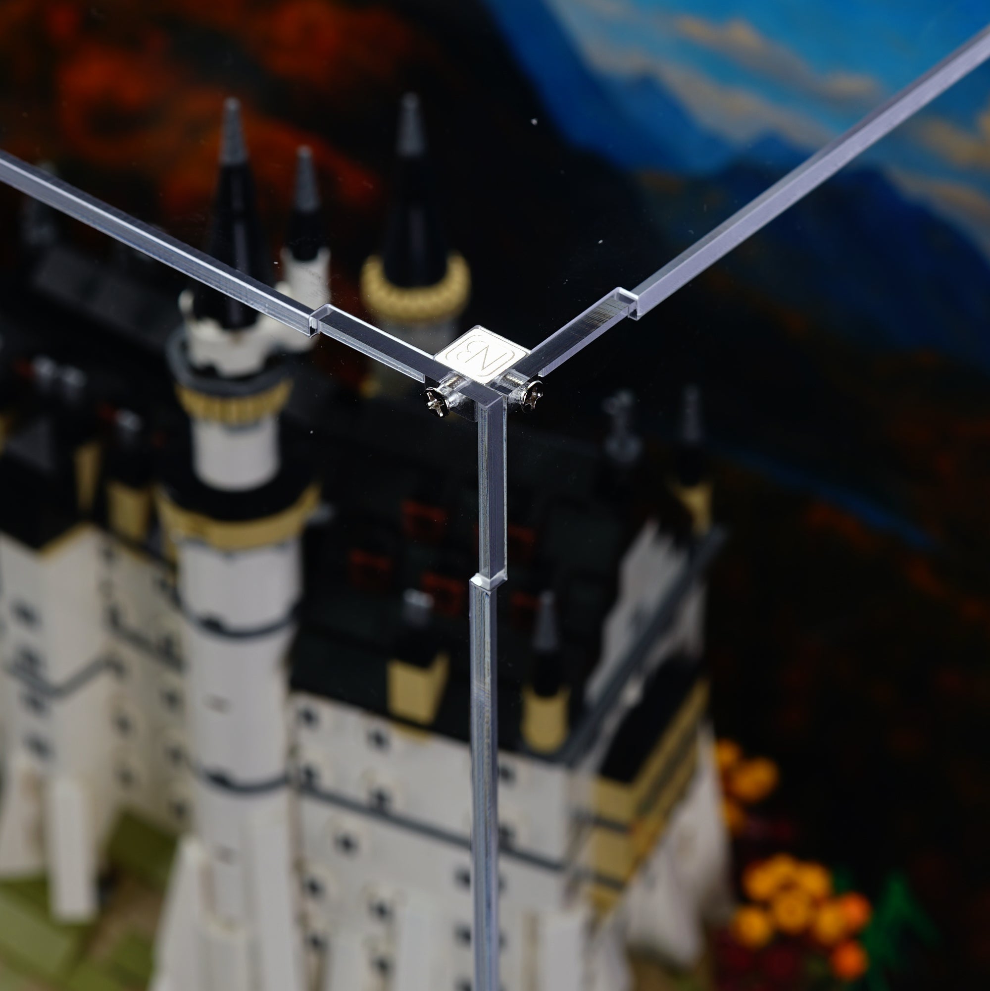 21063 Neuschwanstein Castle Display Case