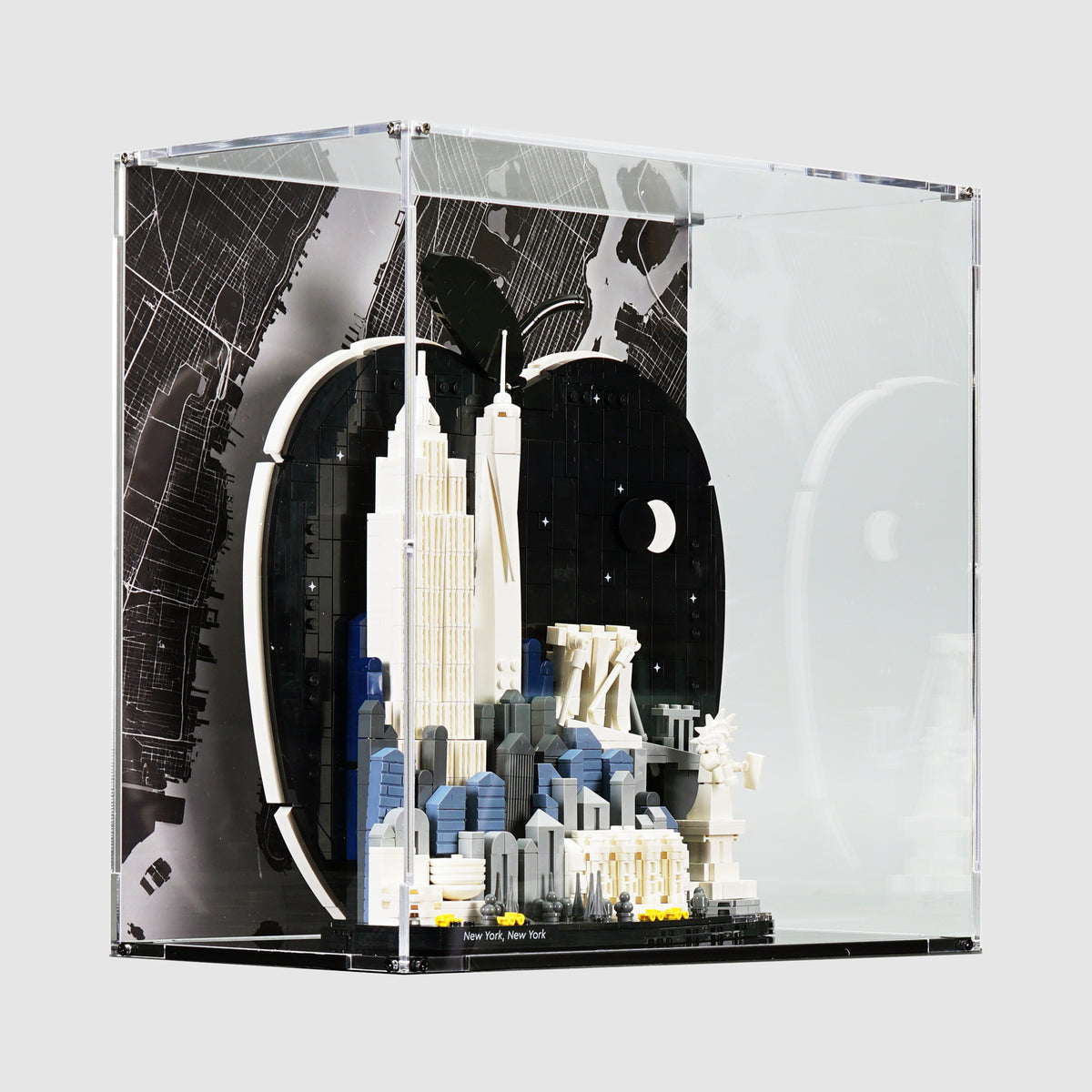 21066 New York City – The Big Apple Display Case