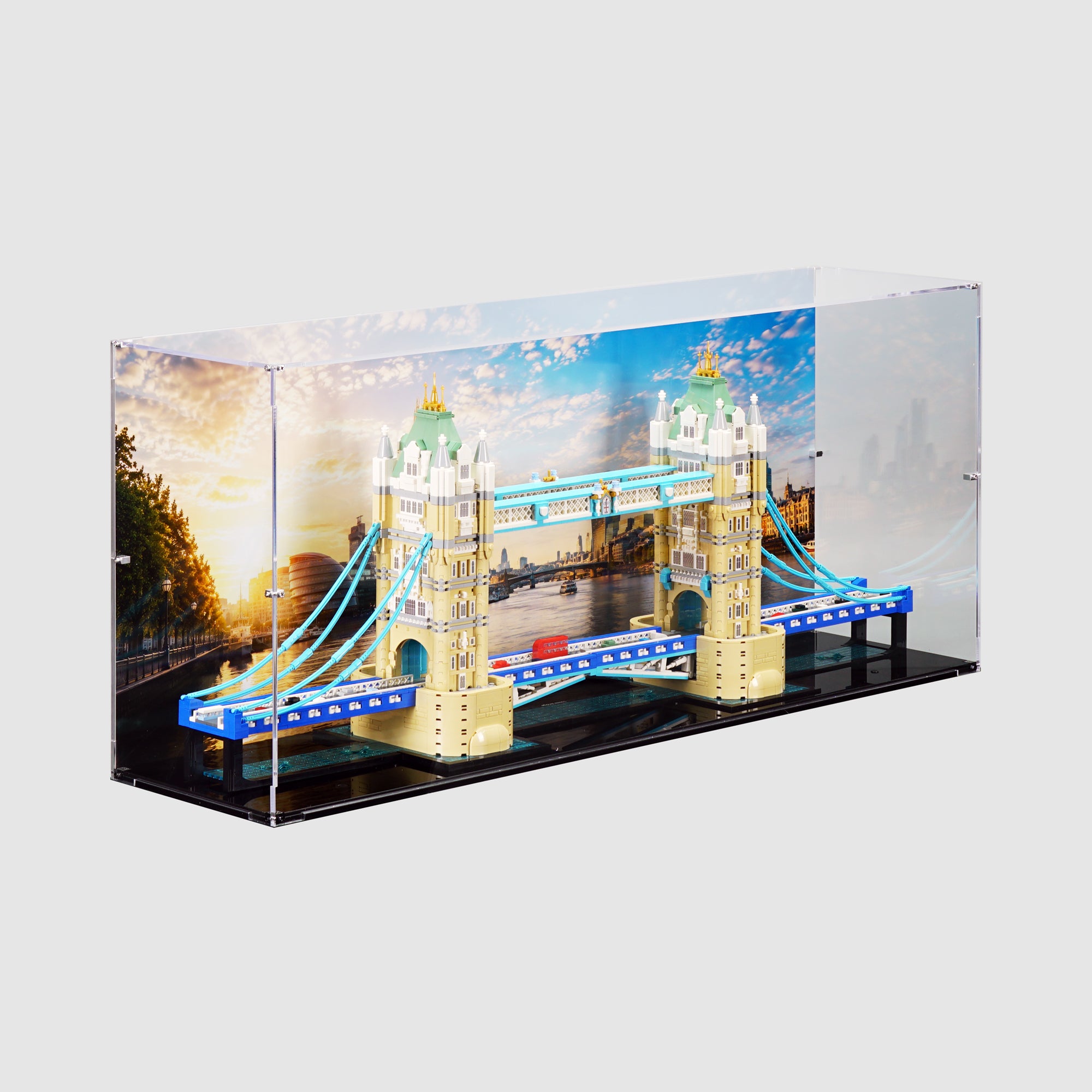 21067 Tower Bridge Display Case