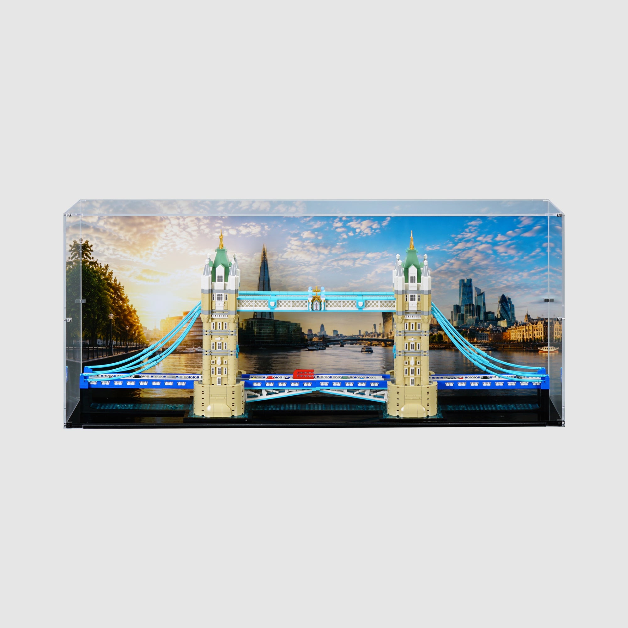 21067 Tower Bridge Display Case