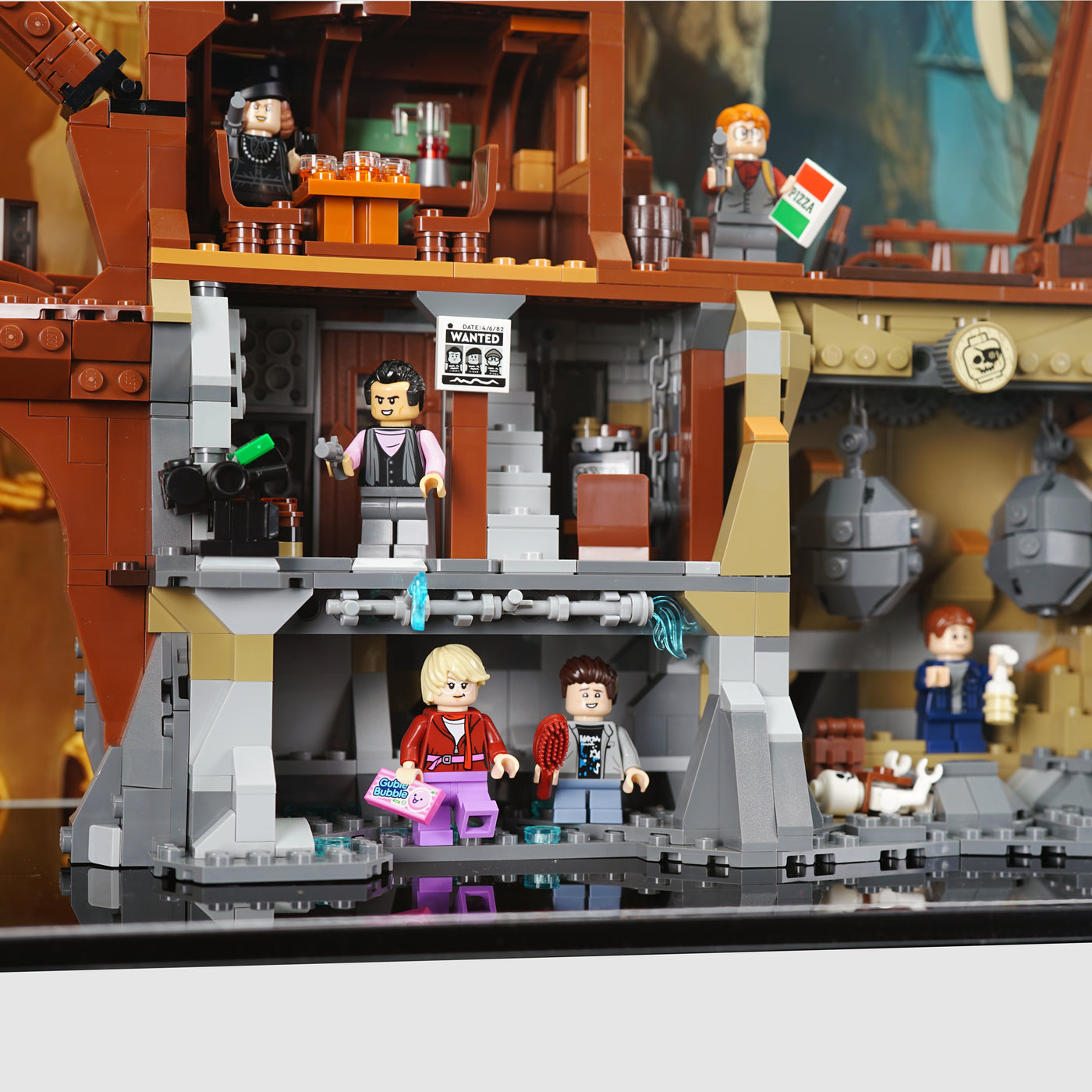 21363 The Goonies Display Case