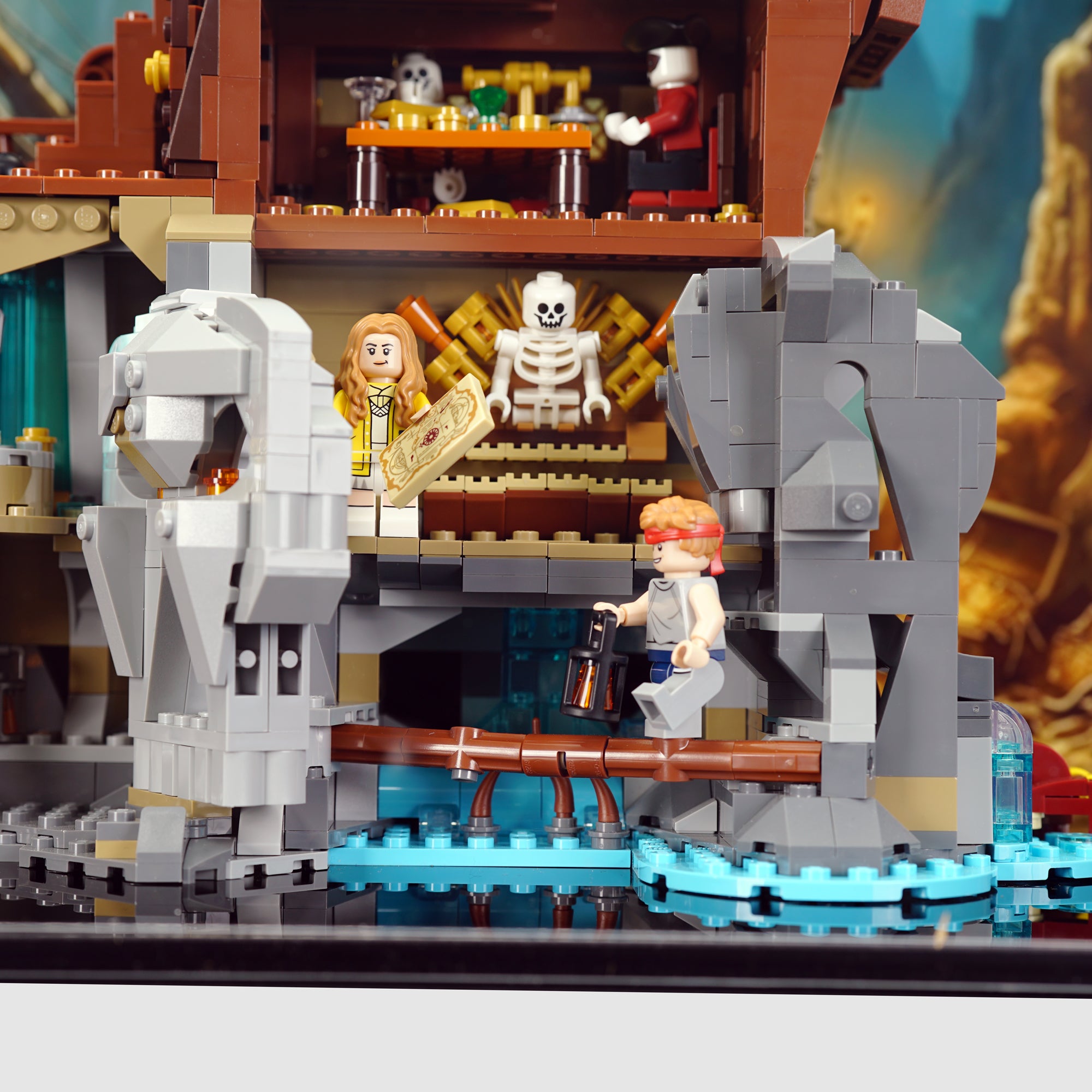 21363 The Goonies Display Case