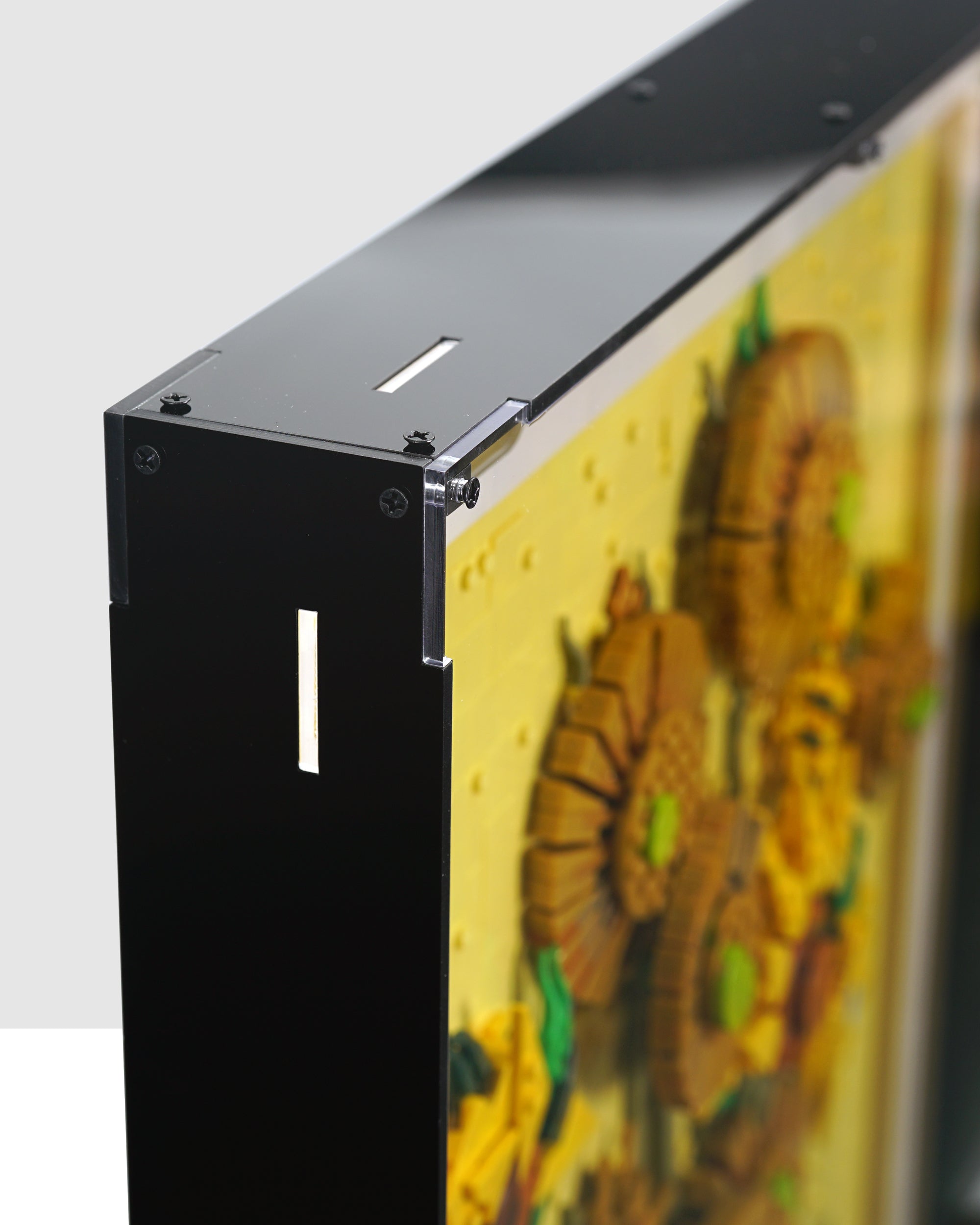 31215 Vincent van Gogh – Sunflowers Display Case [Wall Mounted]