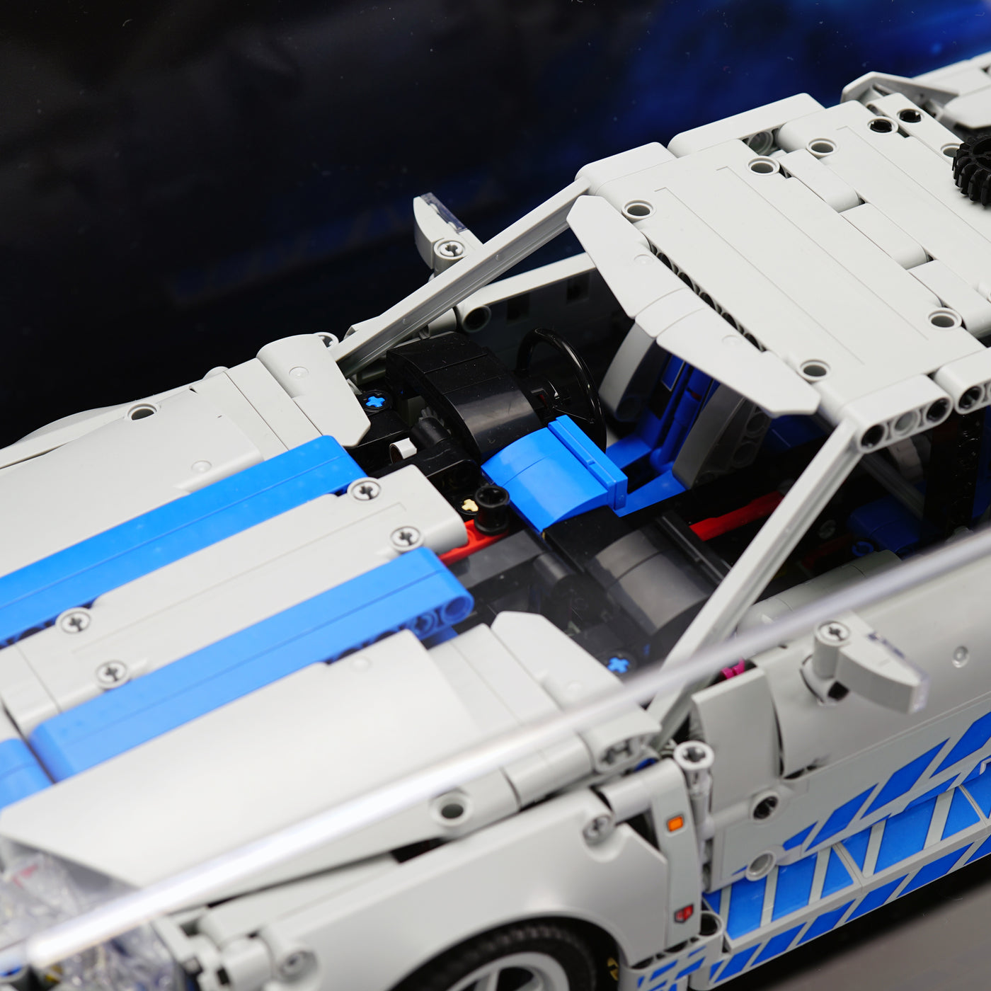 42210 2 Fast 2 Furious Nissan Skyline GT-R (R34) Car Display Case