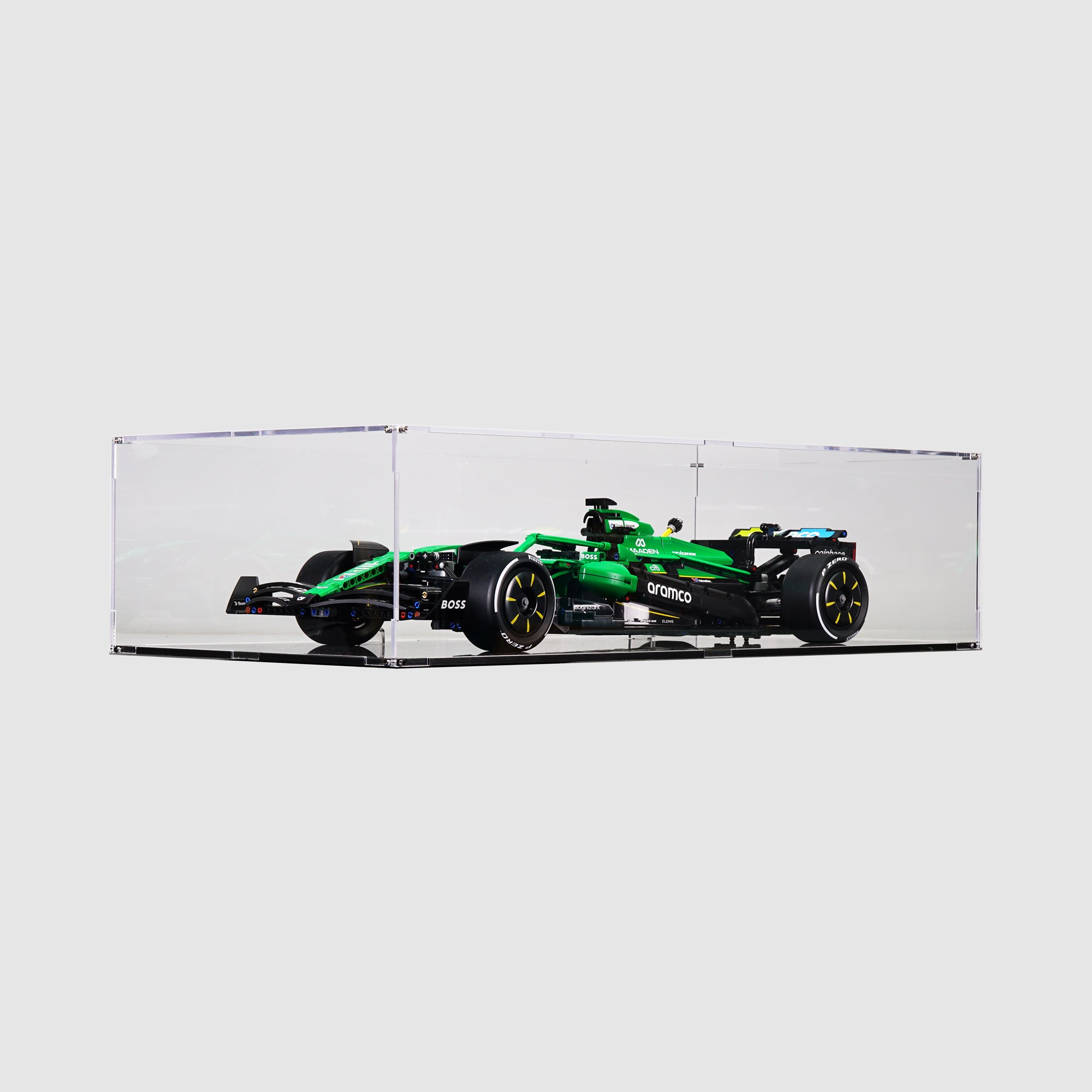 42240 Aston Martin Aramco AMR25 F1® Car Display Case