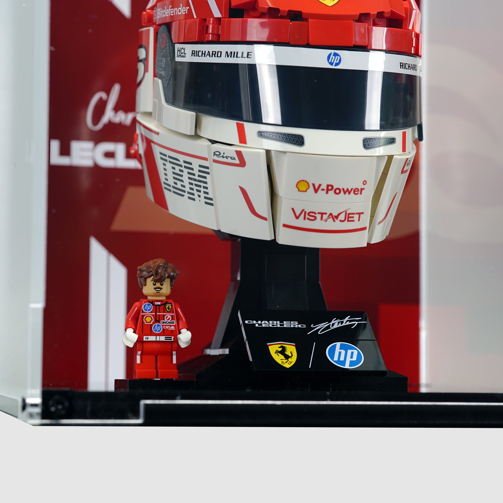 43014 Scuderia Ferrari HP Charles Leclerc Helmet | Acrylic LEGO Display Case | ONBRICK