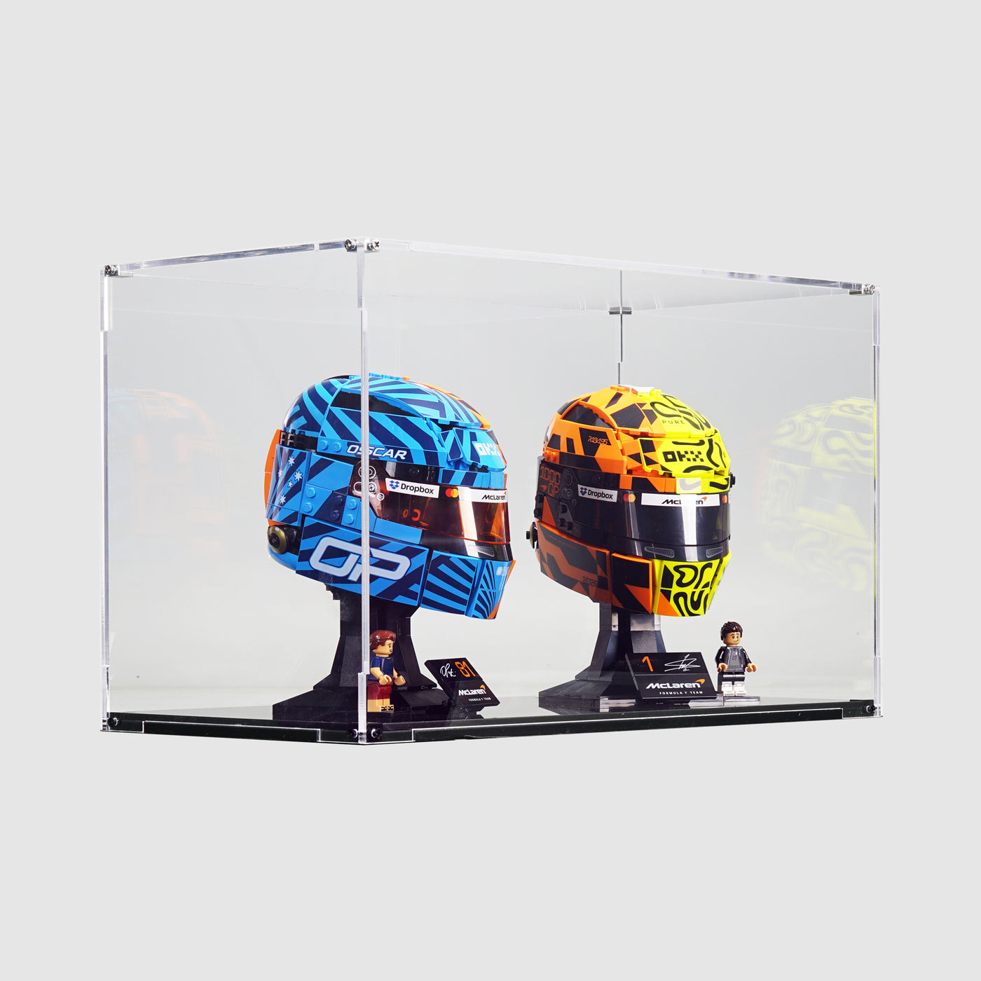 43017 Oscar Piastri 43023 Lando Norris Helmets Display Case