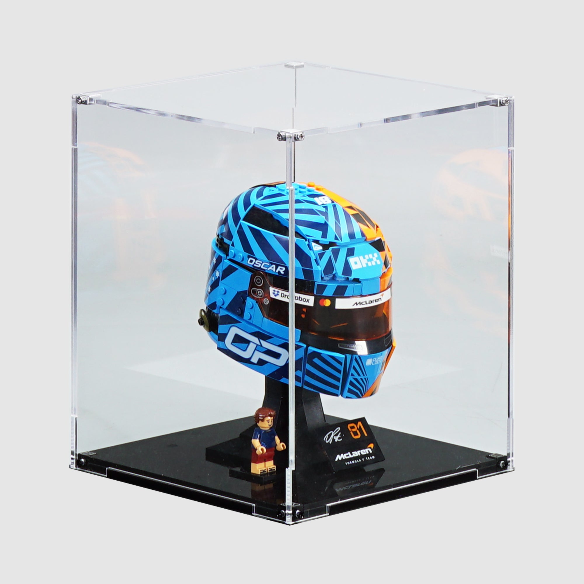 43017 McLaren Mastercard F1® Team Oscar Piastri Helmet Display Case