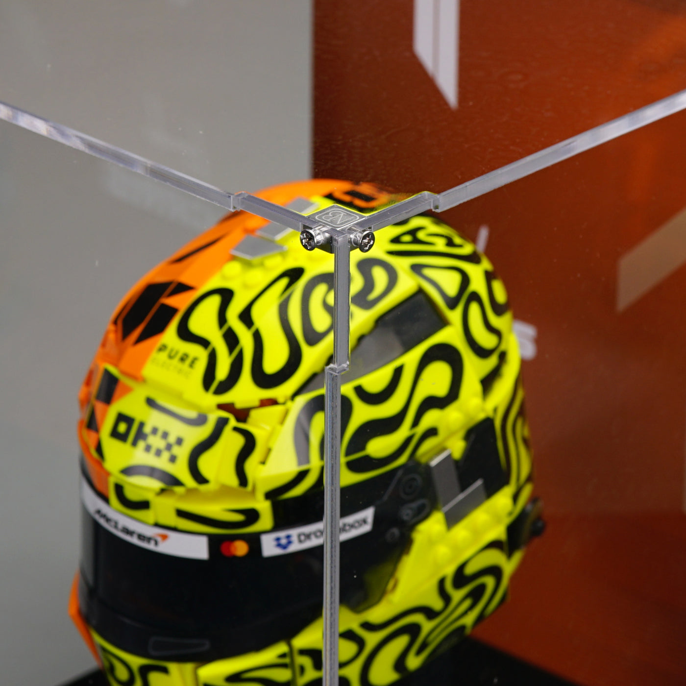 43023 McLaren Mastercard F1® Team Lando Norris Helmet Display Case