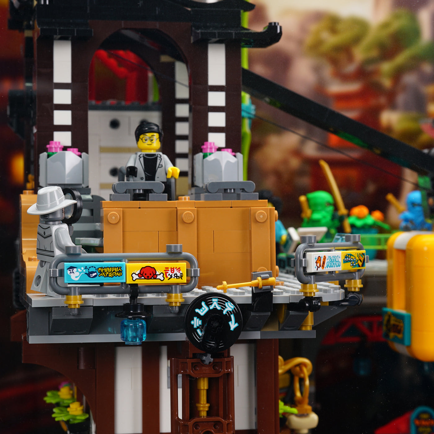 LEGO 71799 NINJAGO® City Markets Display Case | ONBRICK