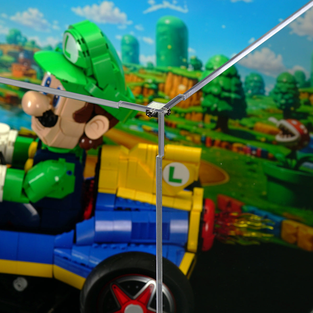 72050 Mario Kart™ – Luigi & Mach 8 Display Case