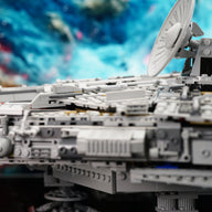 LEGO 75192 UCS Millennium Falcon (Landing) Display Case | ONBRICK