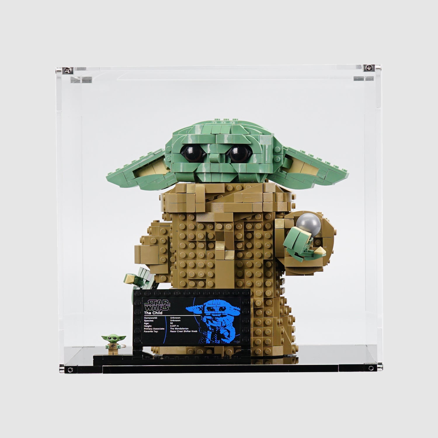 LEGO 75318 The Child Display Case | ONBRICK