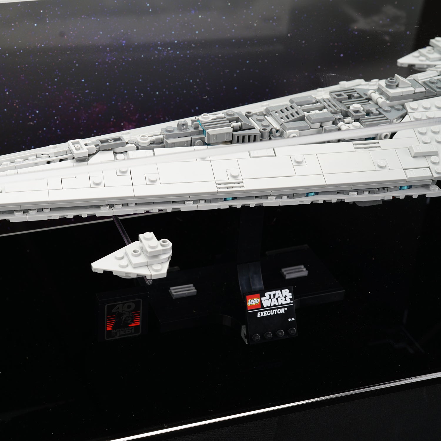 LEGO 75356 Executor Super Star Destroyer™ Display Case | Made In ...