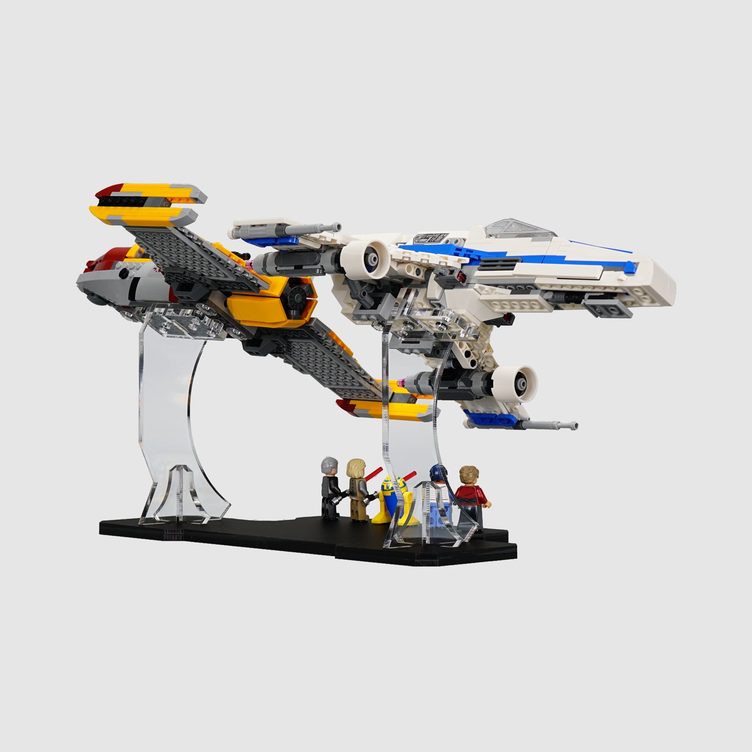 LEGO 75364 New Republic E-Wing™ vs. Shin Hati’s Starfighter™ Display Stand