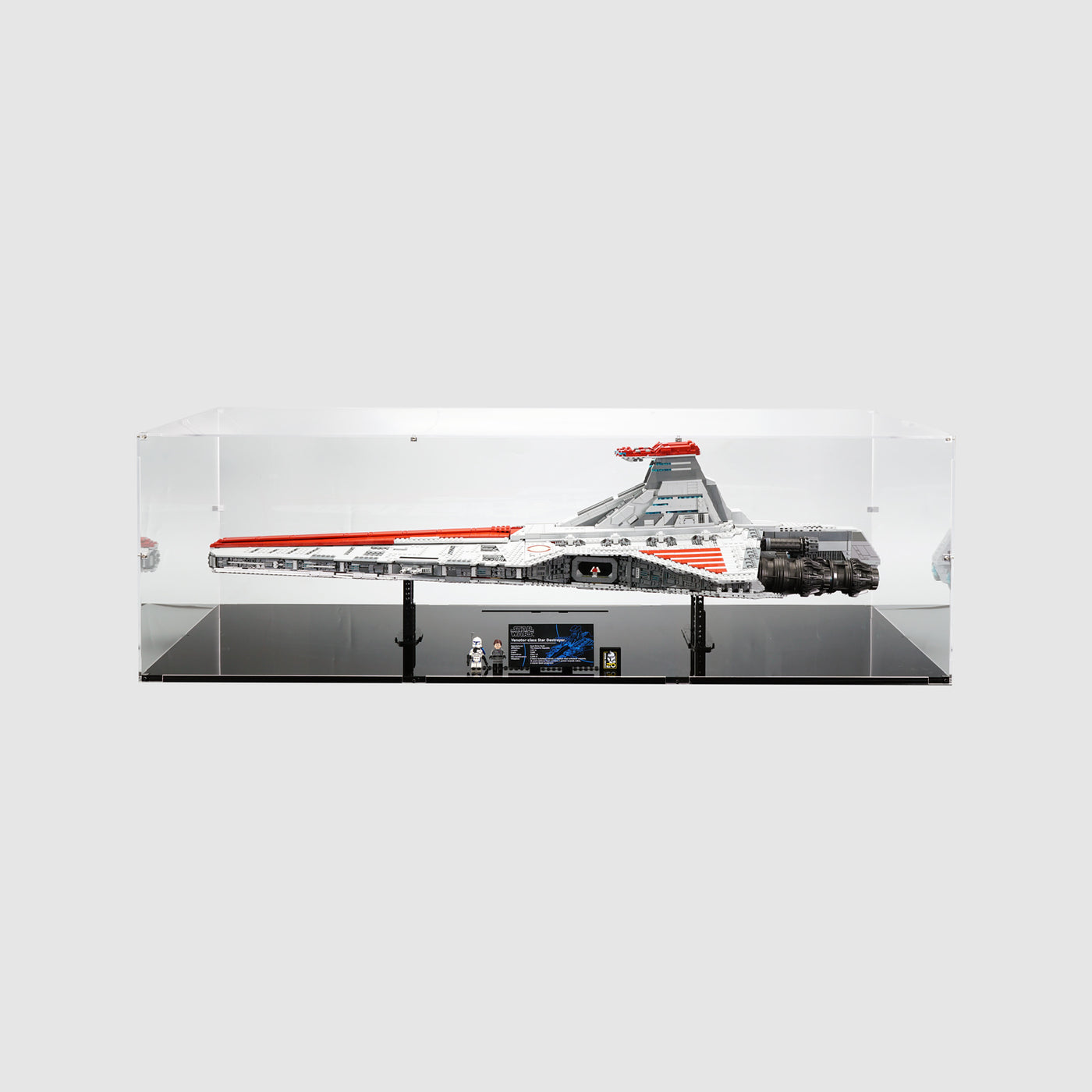 Venator-Class Republic Attack Cruiser Display Case & Stand for LEGO 75367