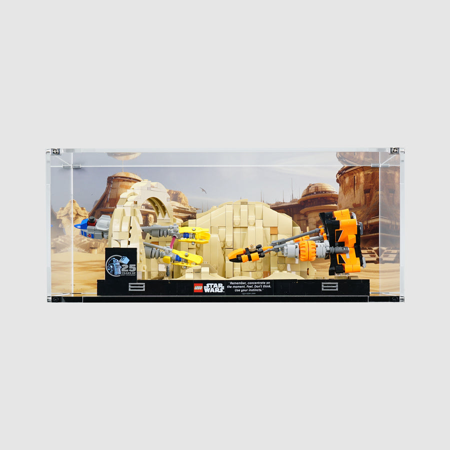 75380 Mos Espa Podrace™ Diorama Display Case