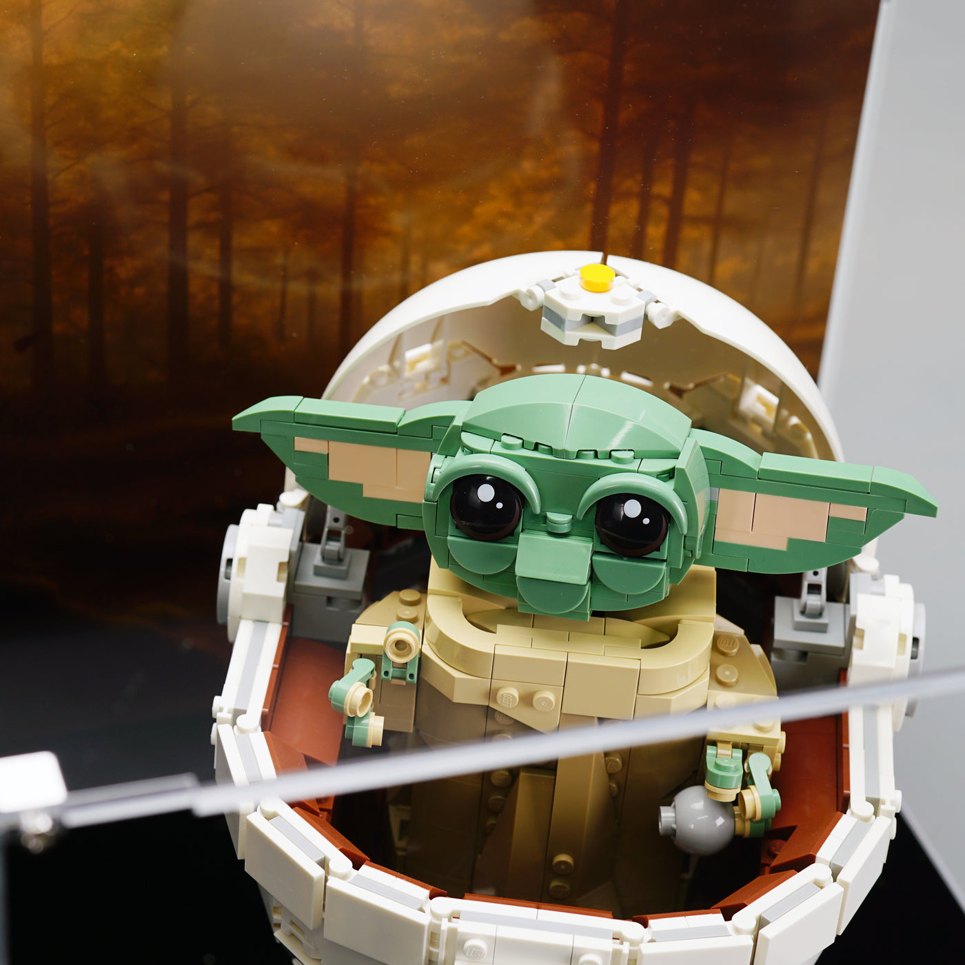 LEGO 75403 Grogu™ with Hover Pram Display Case | ONBRICK