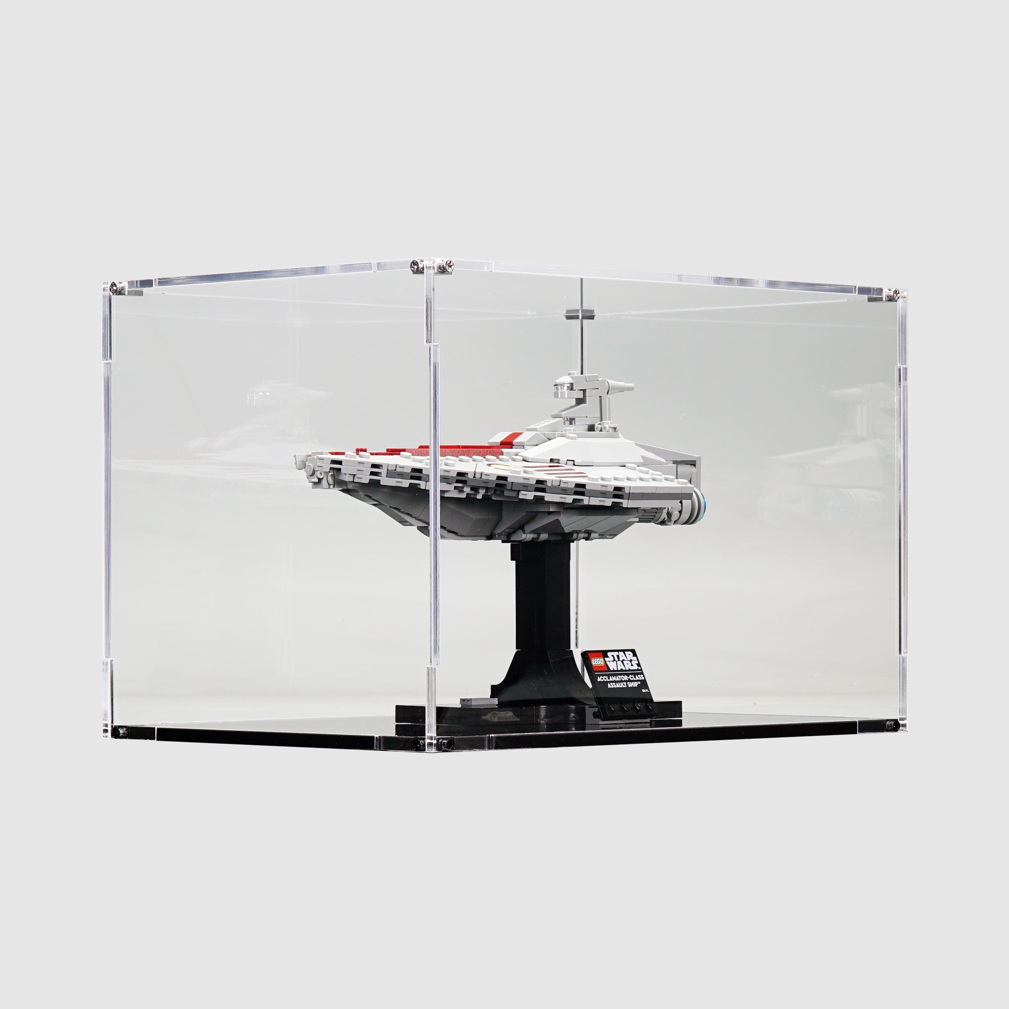 LEGO 75404 Acclamator-Class Assault Ship™ | Acrylic LEGO Display Case | ONBRICK
