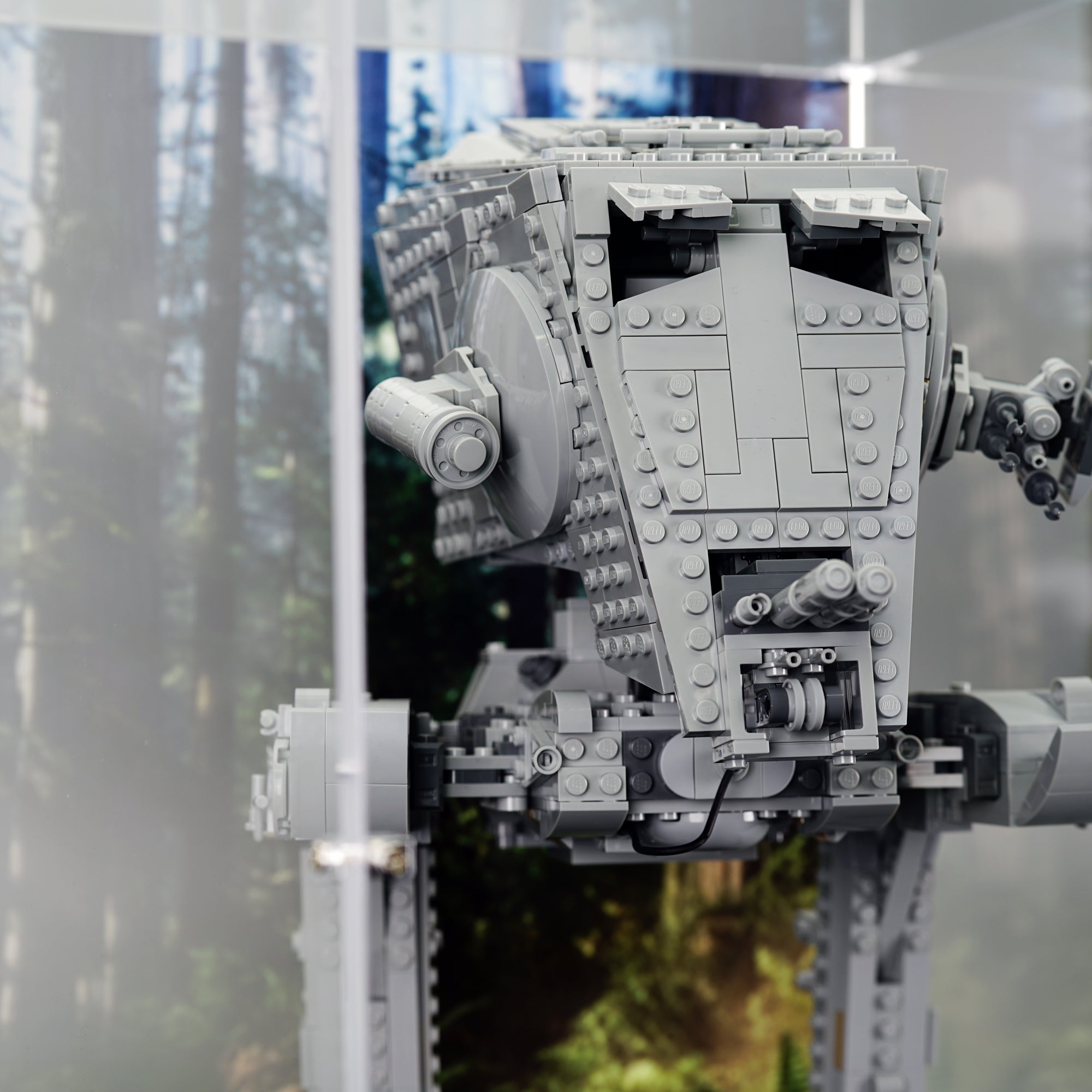 75417 UCS AT-ST™ Walker | LEGO Display Case | ONBRICK Australia