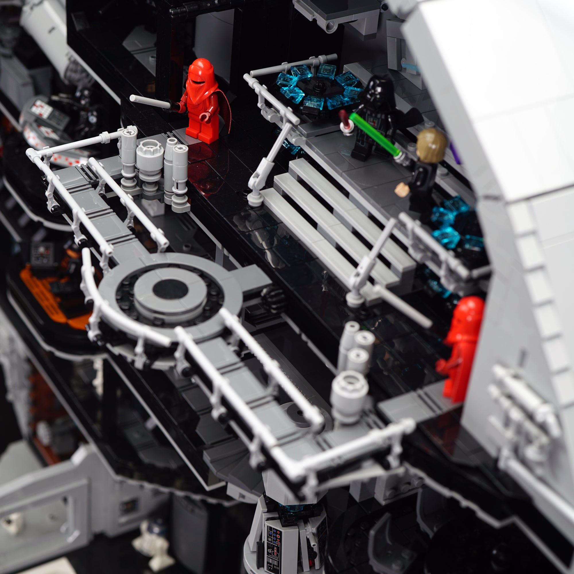 75419 UCS Death Star™ Display Case