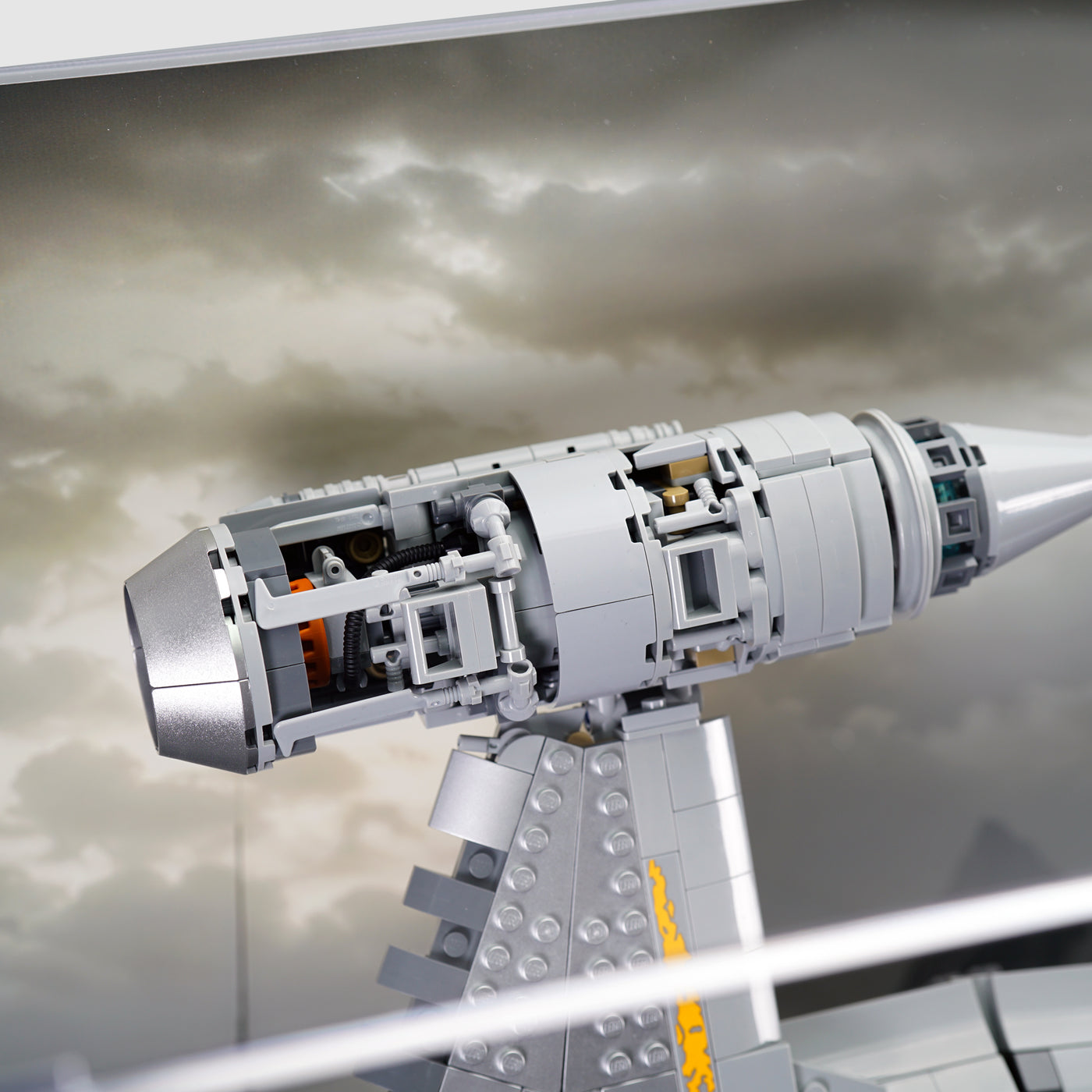 75442 UCS The Mandalorian's N-1 Starfighter™ Display Case