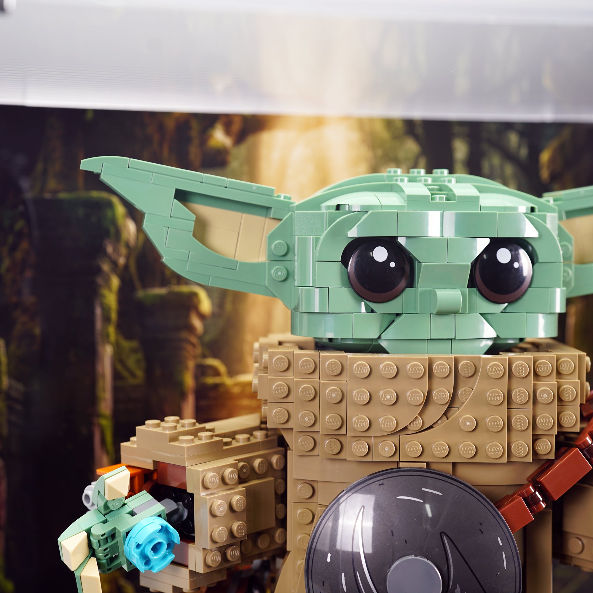 75446 Grogu™ (Mandalorian Apprentice) Display Case