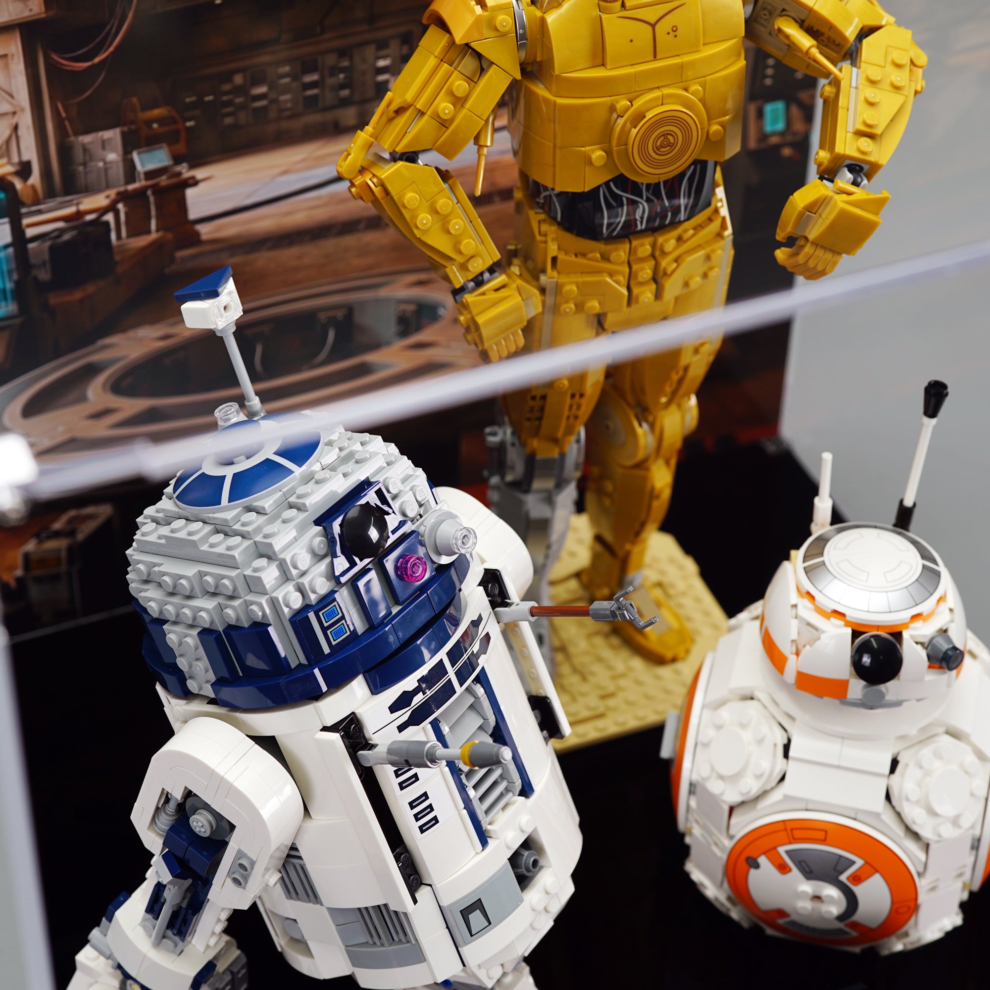 75452 BB-8™ & 75379 R2-D2™ & 75398 C-3PO™ | Acrylic LEGO Display Case | ONBRICK