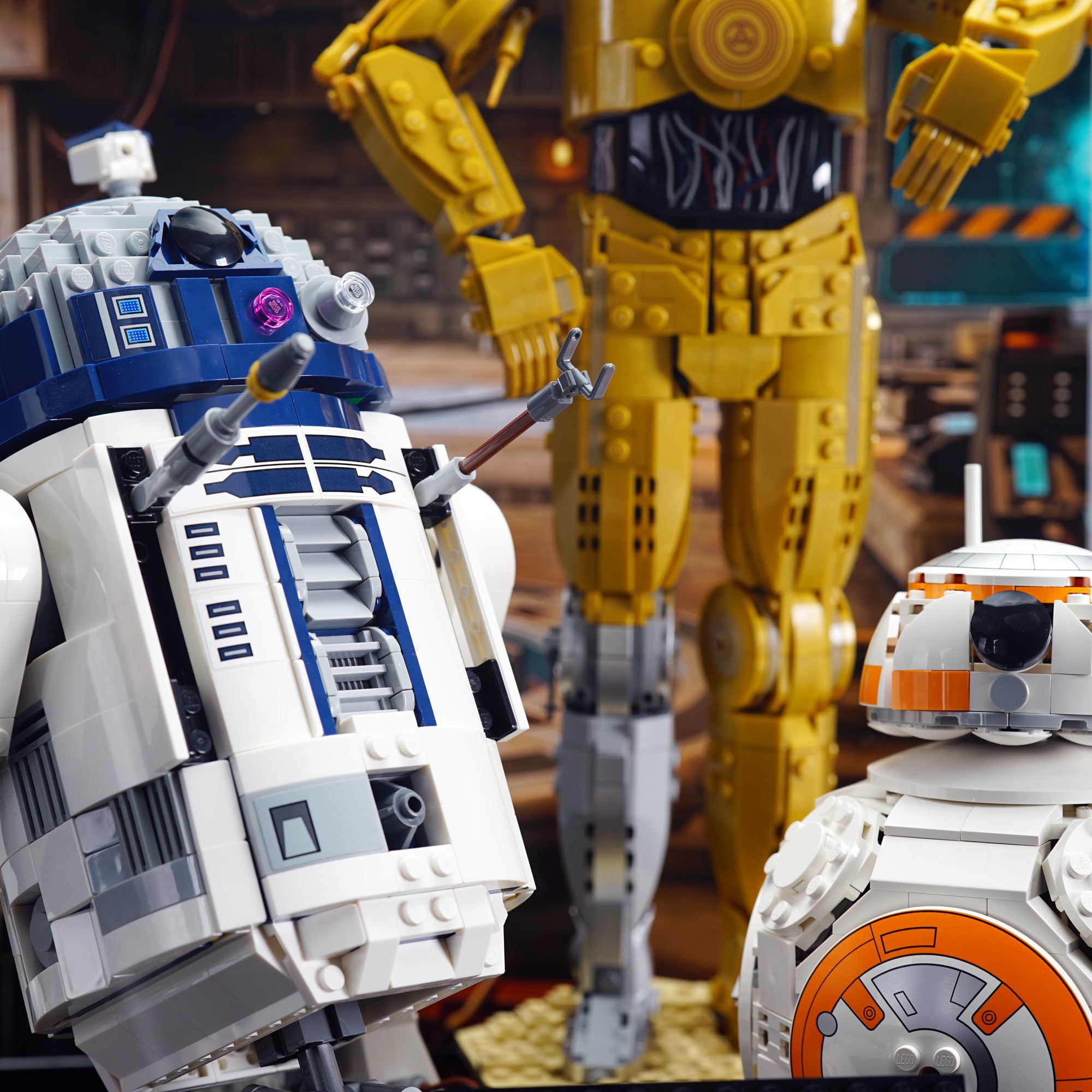75452 BB-8™ & 75379 R2-D2™ & 75398 C-3PO™ | Acrylic LEGO Display Case | ONBRICK