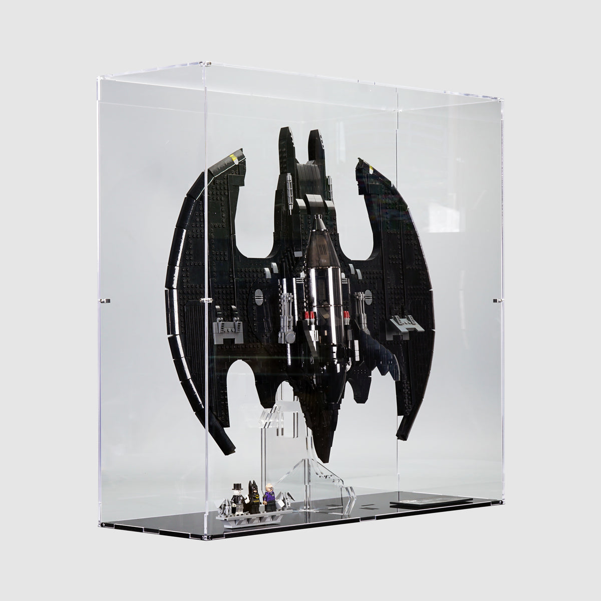 76161 1989 Batwing Display Case