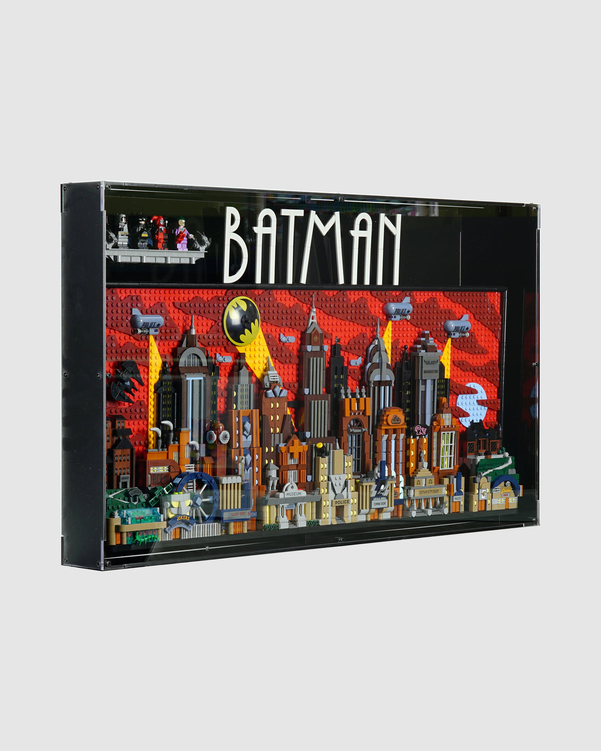 76271 Batman: The Animated Series Gotham City™ Display Case