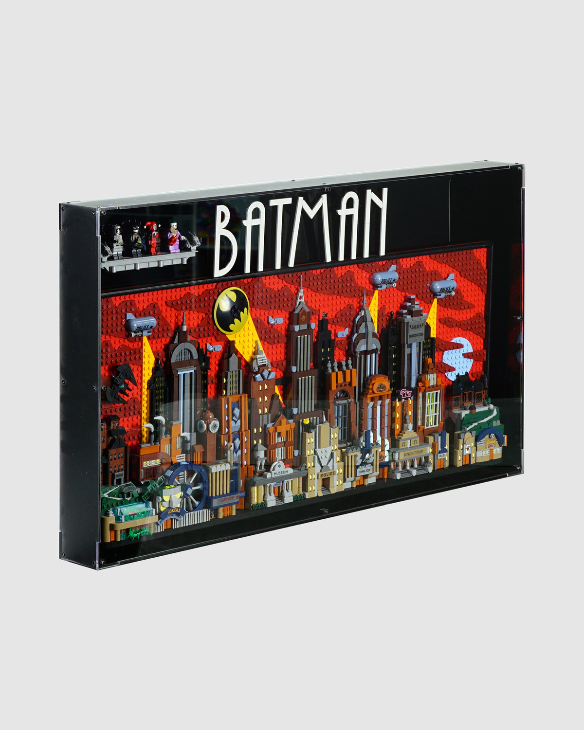 76271 Batman: The Animated Series Gotham City™ Display Case
