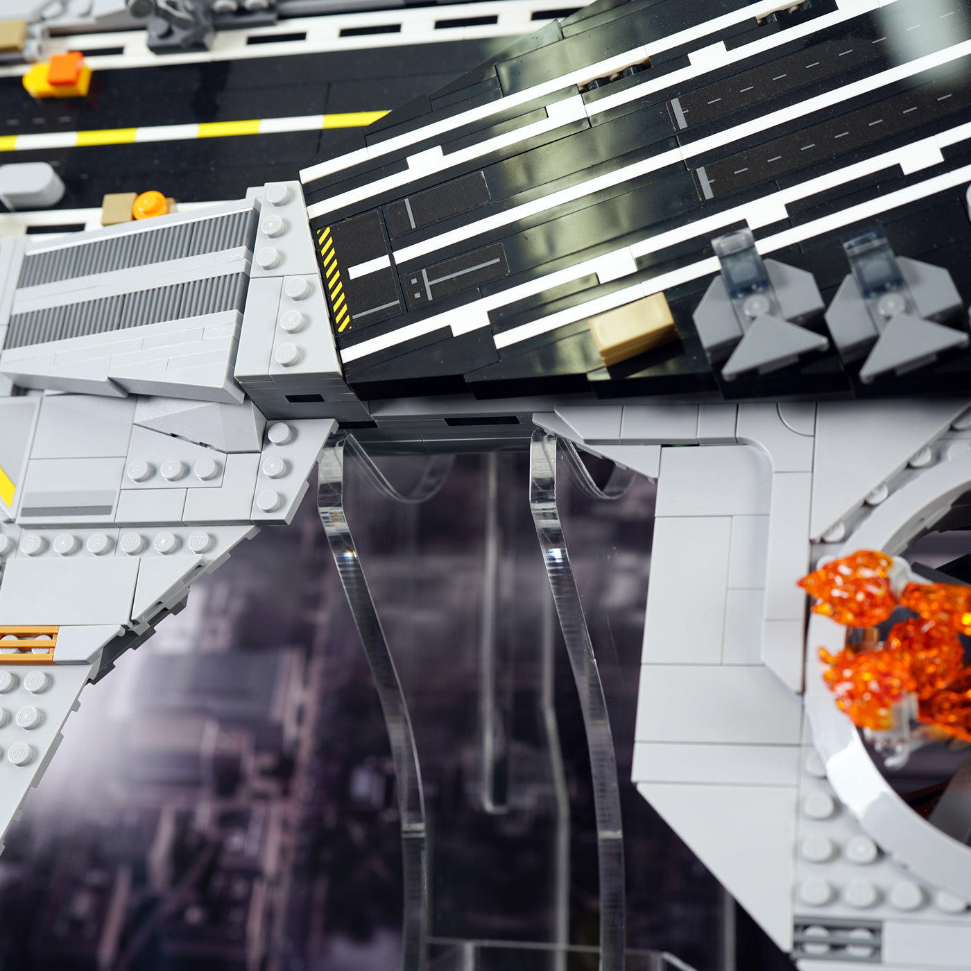 76354 S.H.I.E.L.D. Helicarrier Display Case