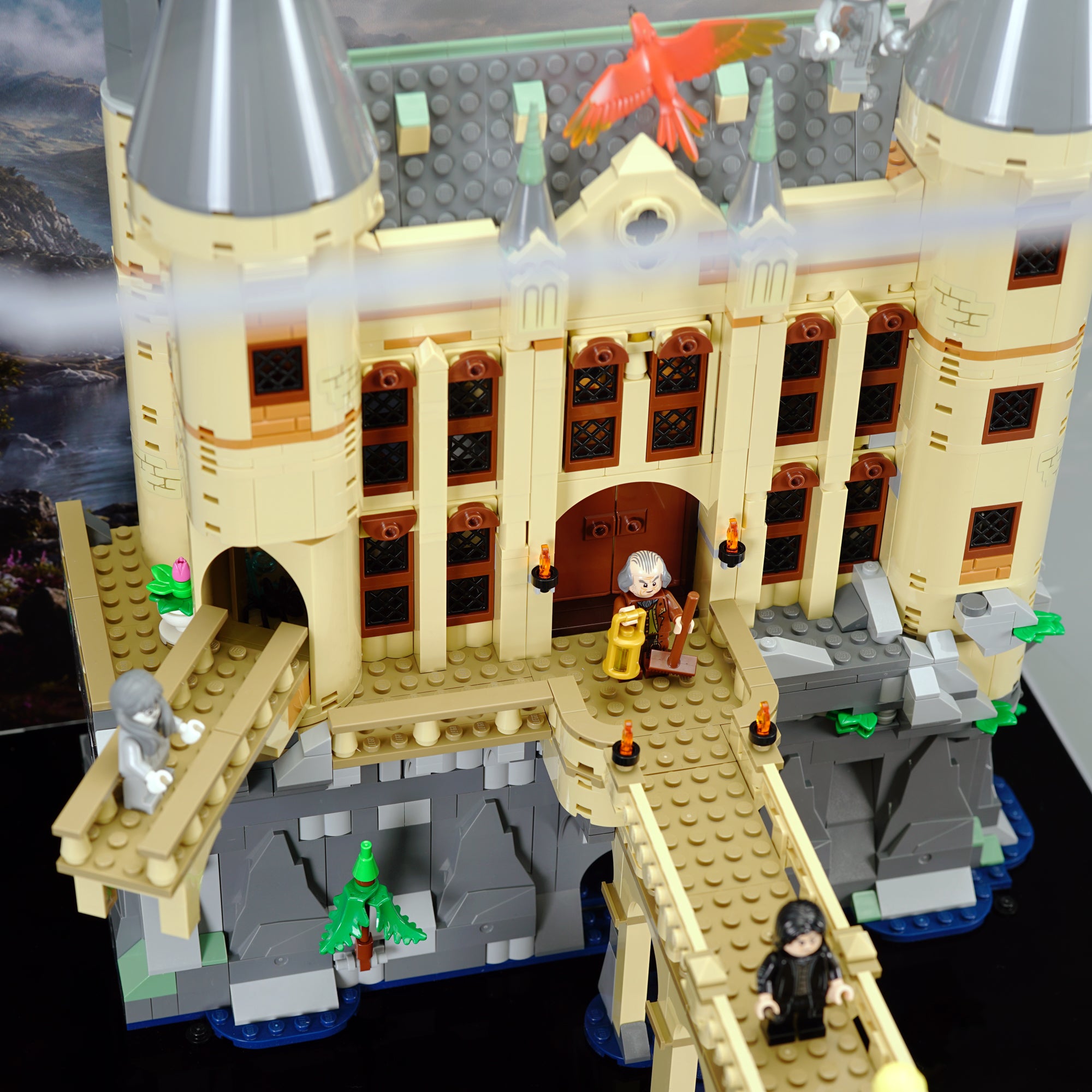 76473 Hogwarts™ Castle: East Wing Display Case