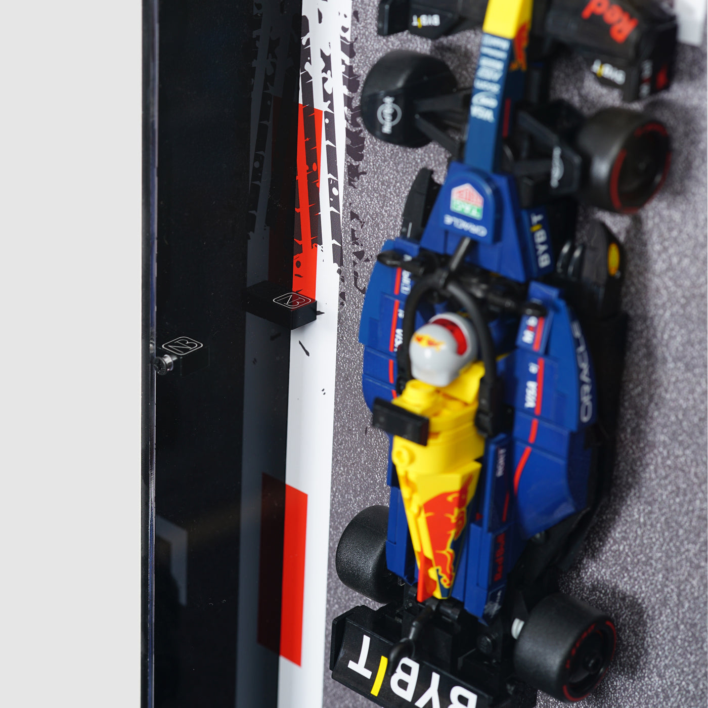 Speed Champions F1® Race Car Series Display Case [Wall Mounted] - 11 Cars