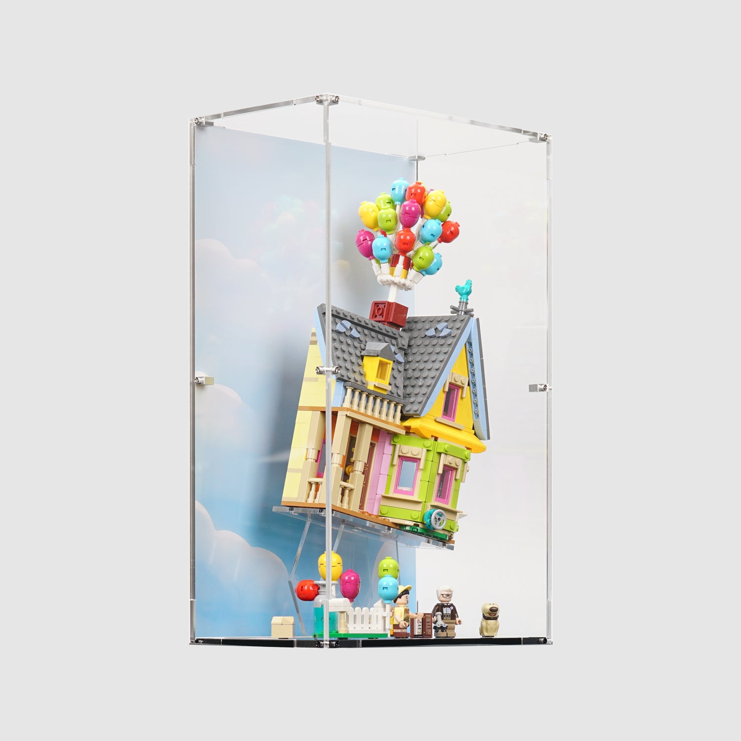 LEGO 43217 'Up' House Display Case | ONBRICK